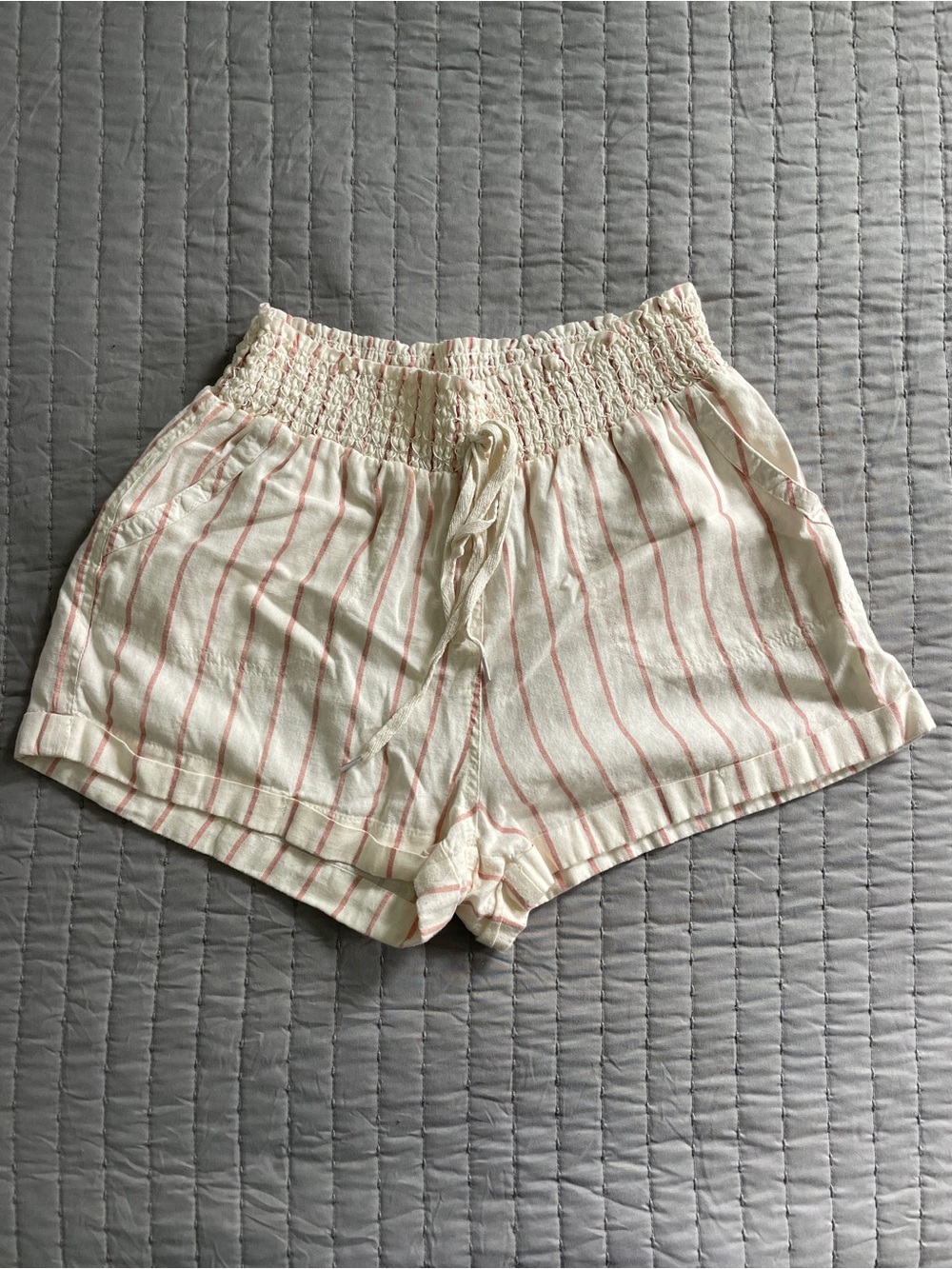 Women’s Cream Striped Elastic Waist Shorts